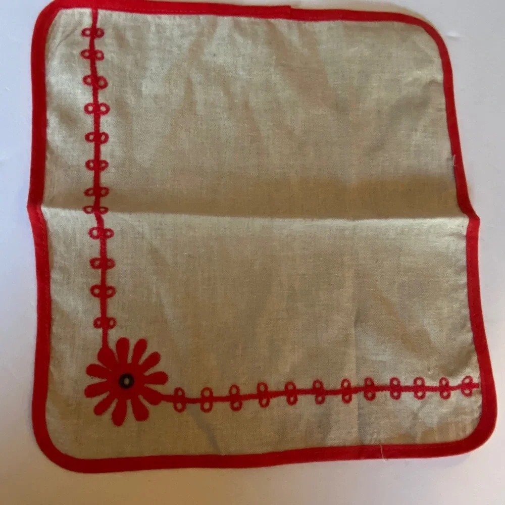 Hungarian Table Cloth 42x44 Napkin Set Oatmeal Folk Art Boho Embroidered